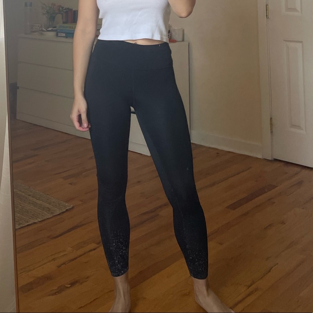 Athleta Black Speckle 7/8 Leggings